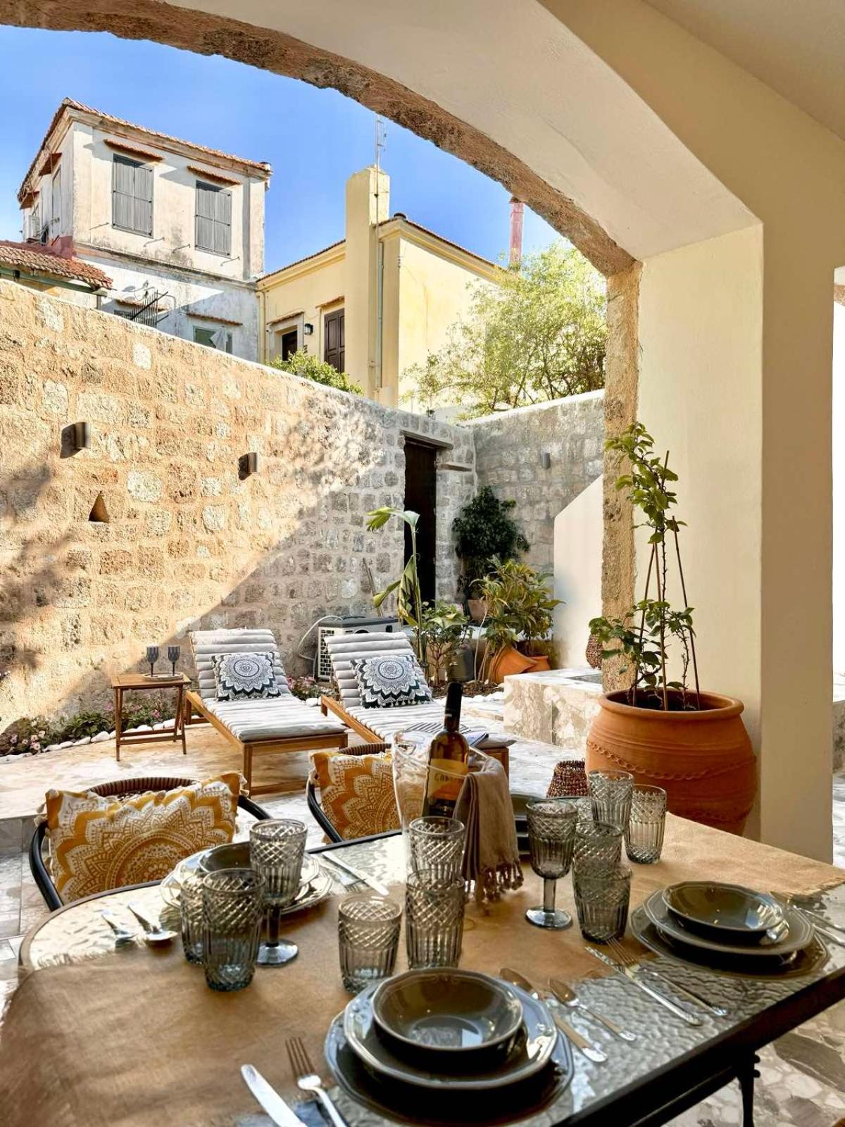 Vetus Vicinato Luxury Homes Rhodes City Extérieur photo